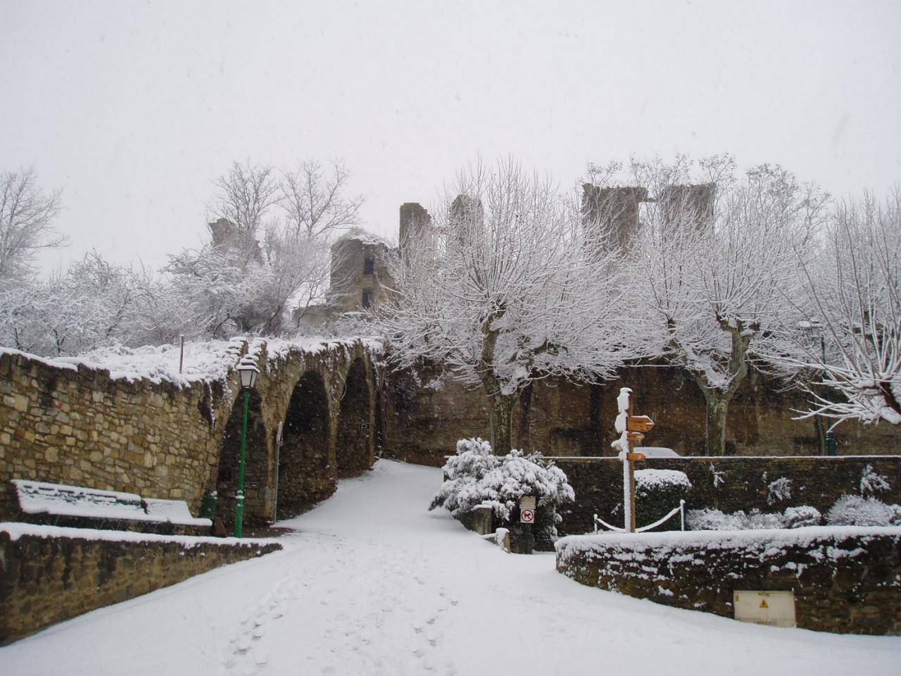 LAGARDE - Château enneigé 3
